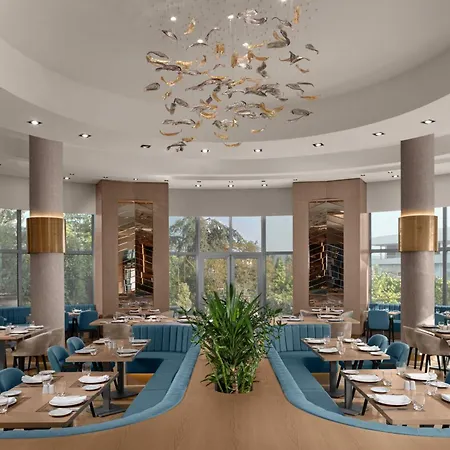 Delta West Hotell 5*