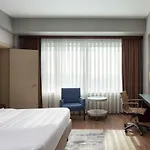 Delta West Otel