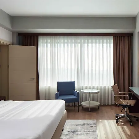 Delta By Marriott West ホテル