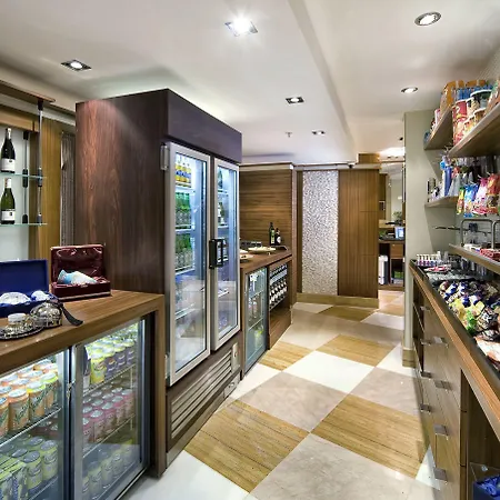 Delta By Marriott West فندق 5*