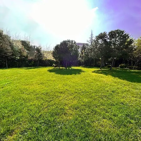 Delta By Marriott West فندق