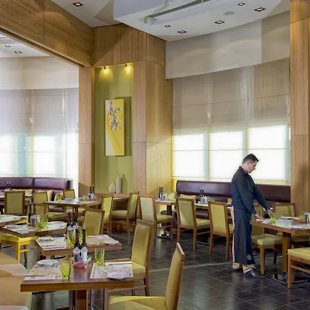 Delta By Marriott West